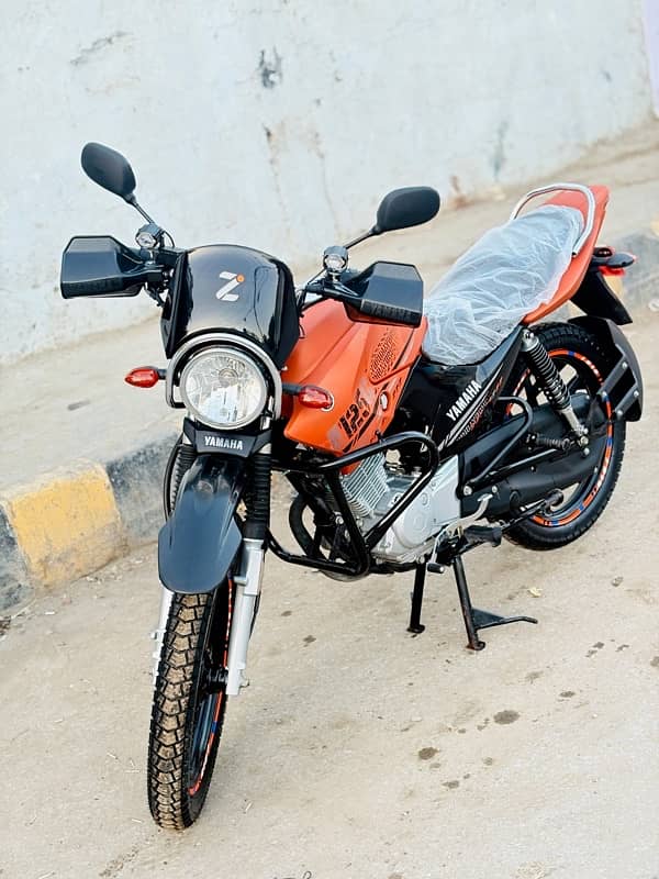 ybr 125g model 2024 (0/3/3/1/2/7/0/0/1/3/8) 3