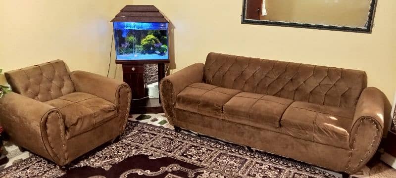 like new velvet 5 seater sofa set 1