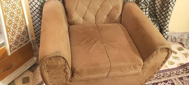 like new velvet 5 seater sofa set 9