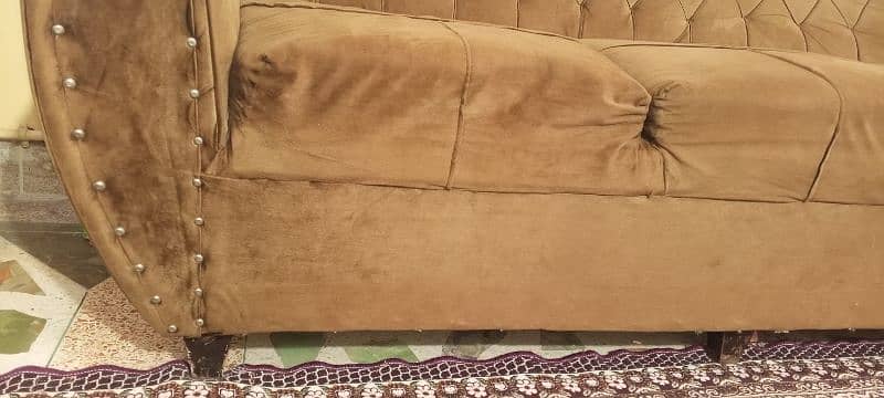 like new velvet 5 seater sofa set 10