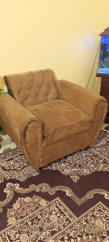 like new velvet 5 seater sofa set 16