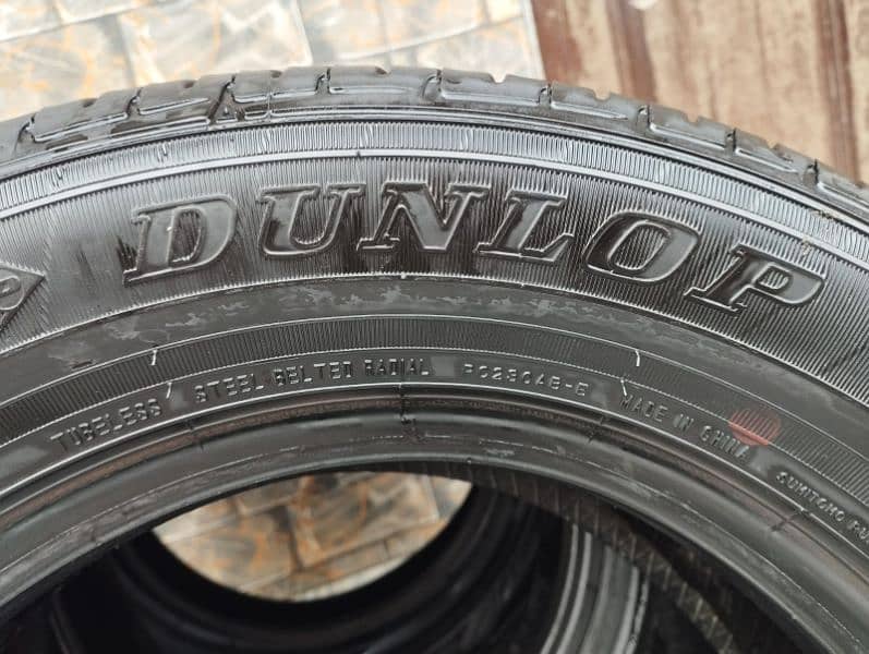 Dunlop 4 tyre for sale size 185/65/15 1