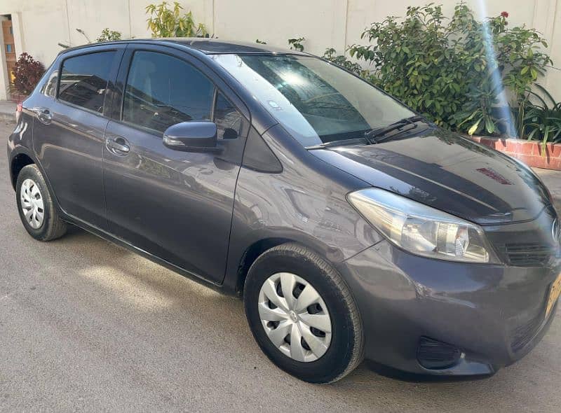 Toyota Vitz 2011 1