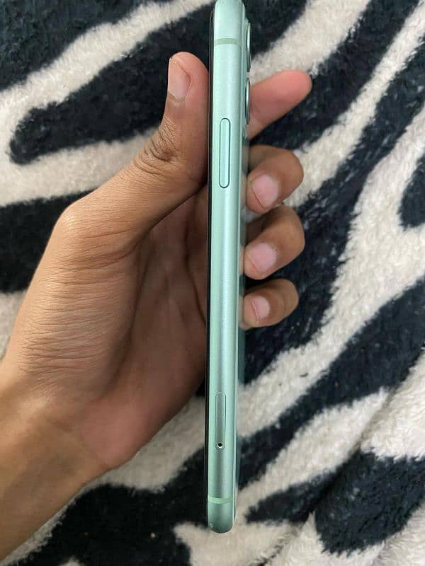 iPhone 11 128 gb urgent sale 2