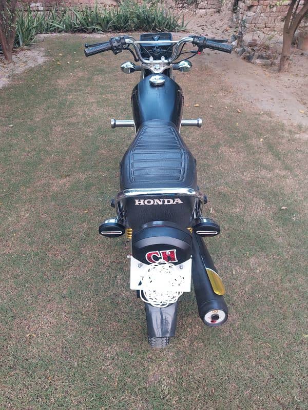 Honda cg 125 special edition 7