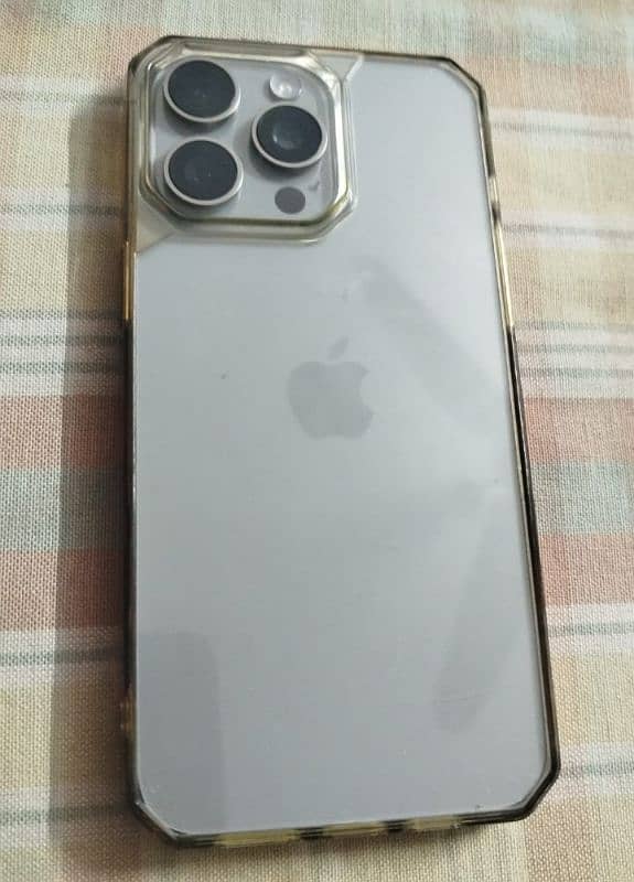 iphone 15 pro max 1