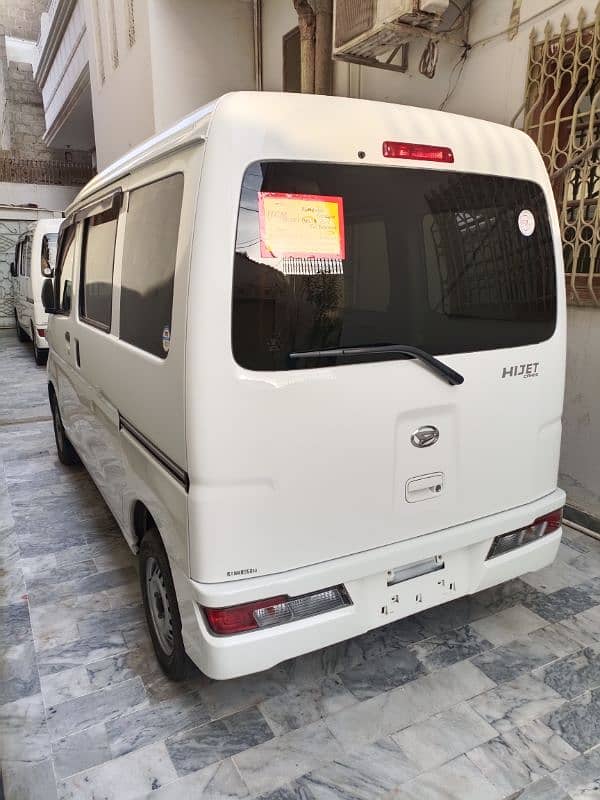 Daihatsu Hijet 2020 7