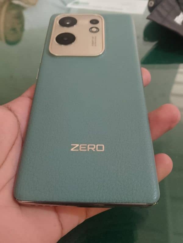 infinix zero 30.8+8/256 2