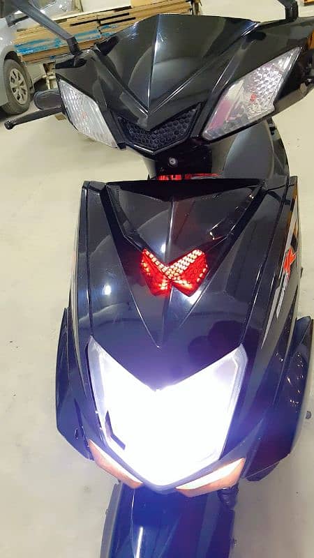 For buy this scooty inbox me. 7