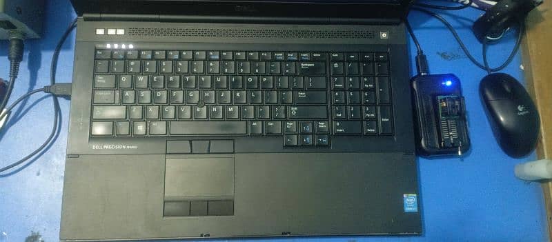 Dell Precision M6800 4GB NVIDIA 1