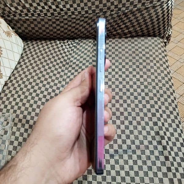 Tecno camon 20 new condition 3