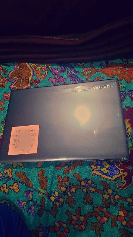 (30500) 6th generation Toshiba laptop 0