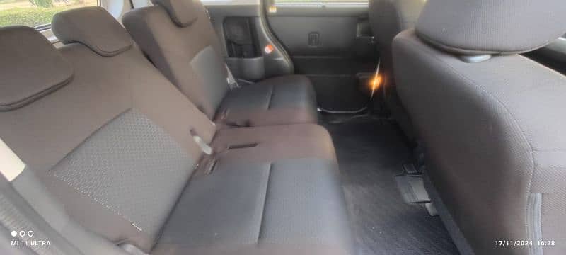 Toyota Roomy 2021 9