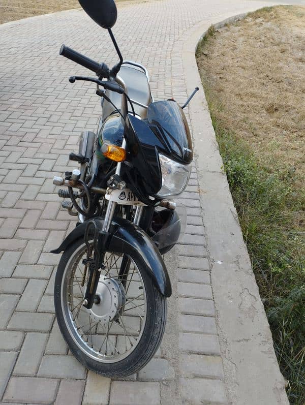 excellent condition Honda prider for sale 2