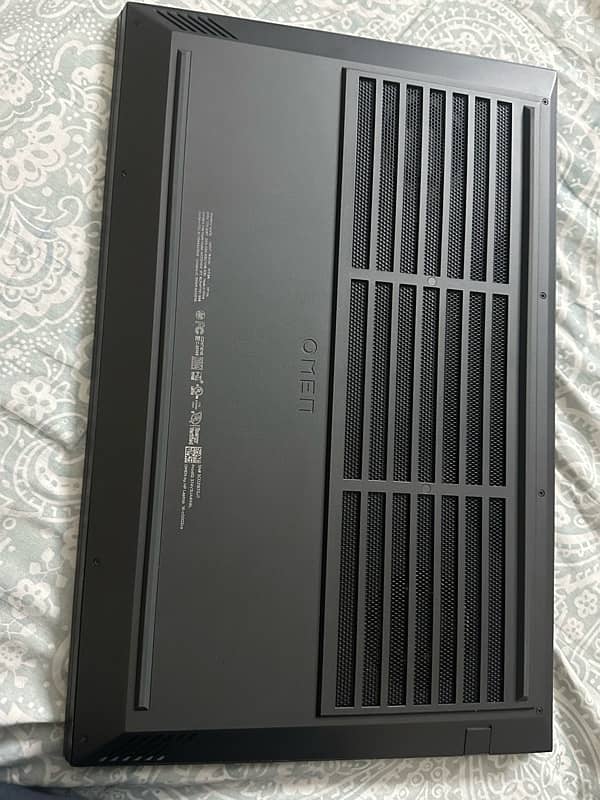 HP OMEN GAMING ryzen 5 ,16gb,512gb rx6600m 8gb rbg fhd 16.1 laptop 13