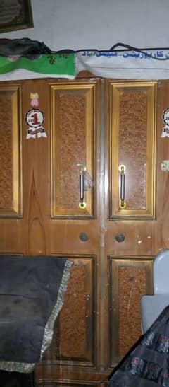 sef almari 2 door