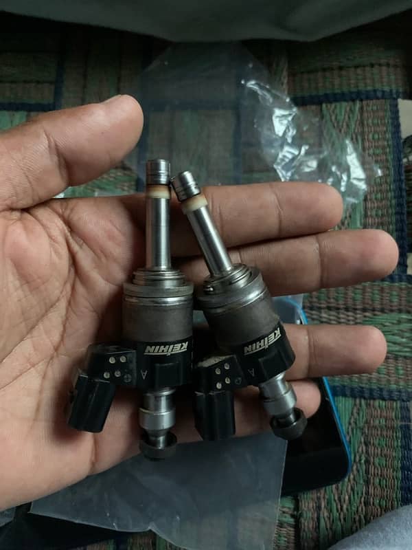 Honda vizel injector 4