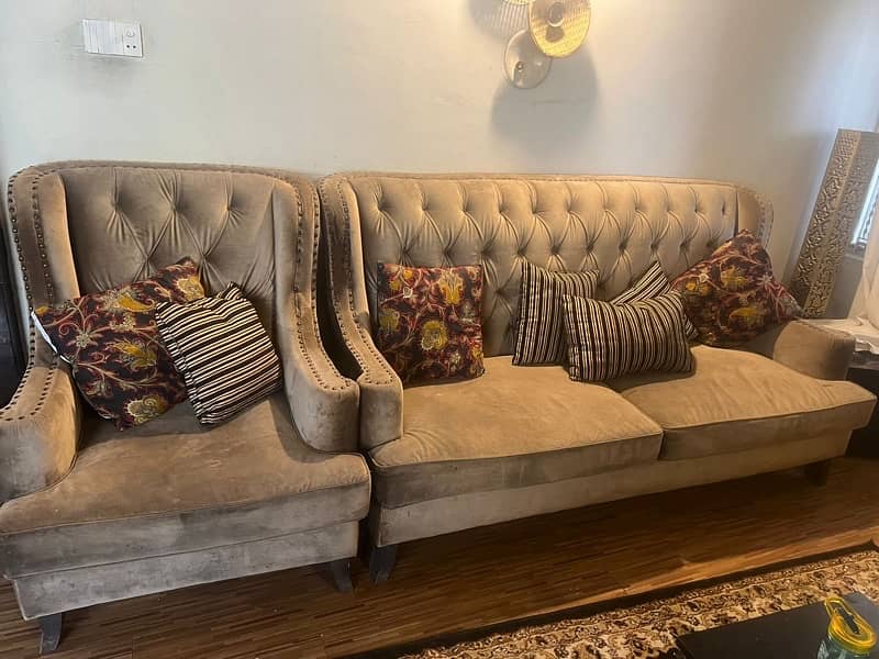 7 seater sofa 0