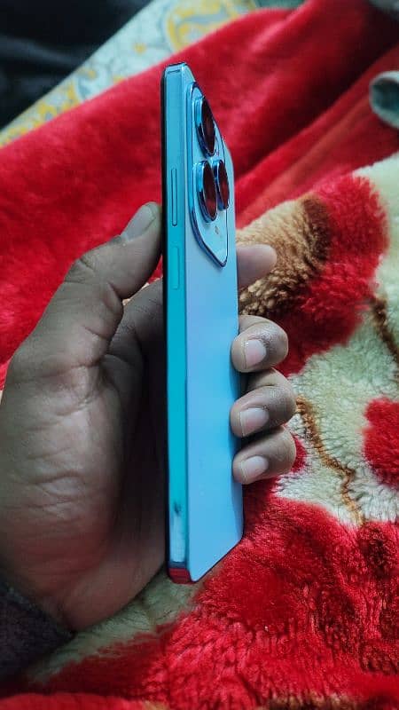 Infinix HOT 40 pro 16gb 256gb 7