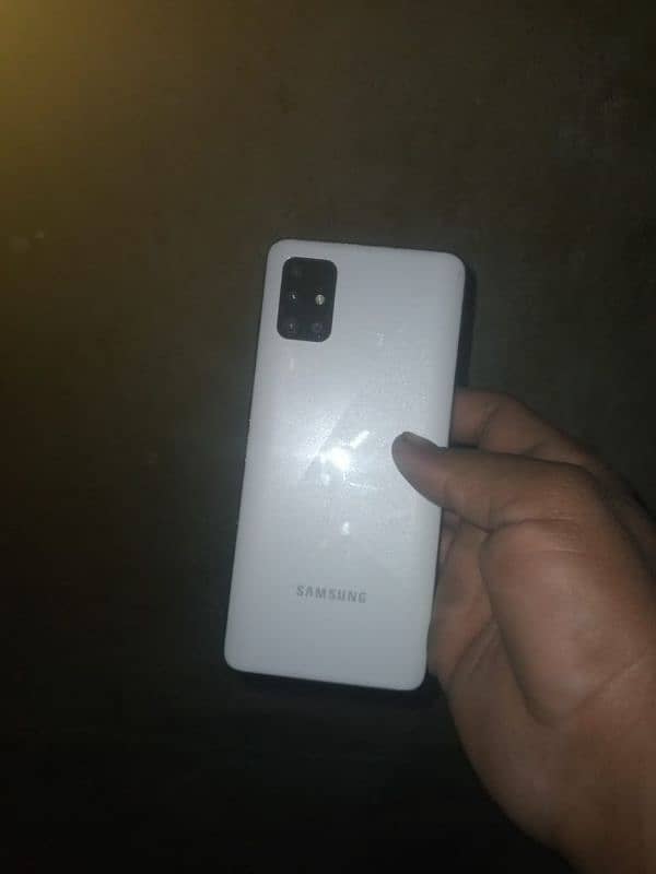 Samsung galaxy a51 8/128 exchange available 0