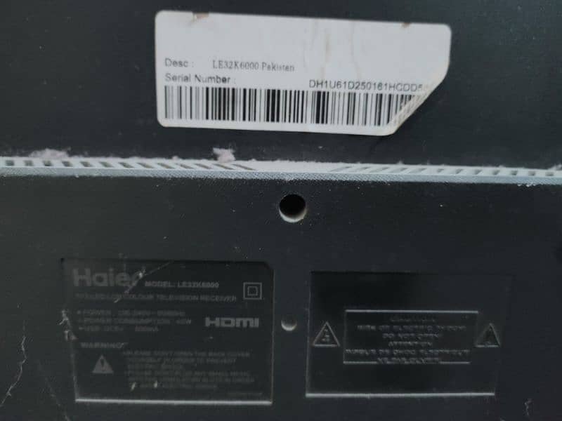 Haier 32" LED TV (Broken Panel) 4