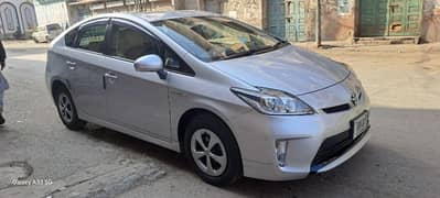 Toyota Prius S 2014