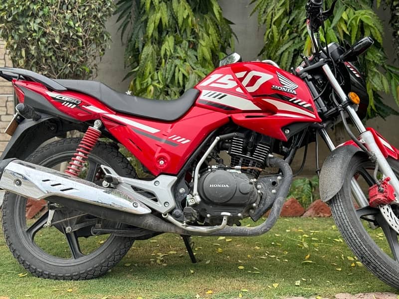 Honda CB 150F 2024 2