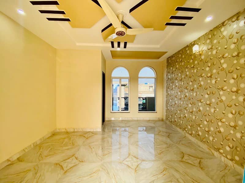 4.5 Marla Brand New Triple Storey House For Sale In Samanabad Lahore 43