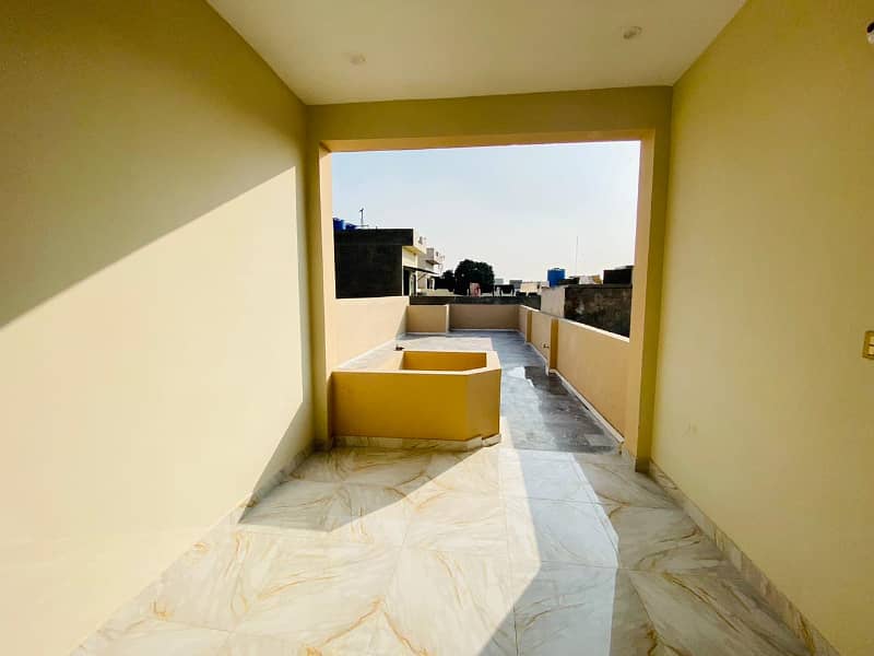 4.5 Marla Brand New Triple Storey House For Sale In Samanabad Lahore 47