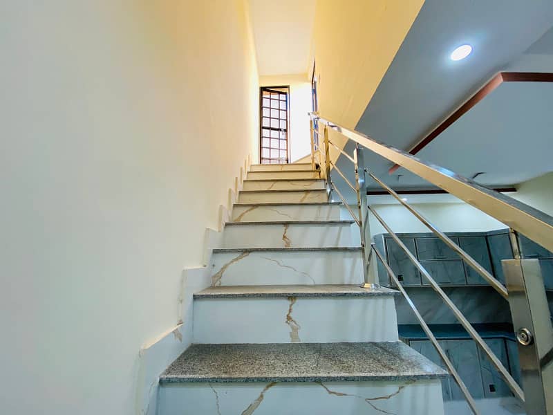 2 Marla Brand New Triple Storey House For Sale in Samanabad Lahore 28