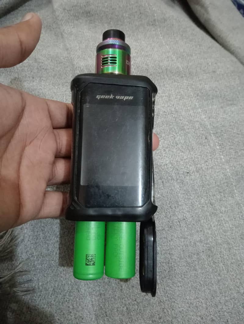 Geek vape 220 watts 5