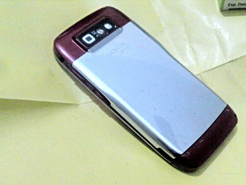 Nokia E71 Original 3