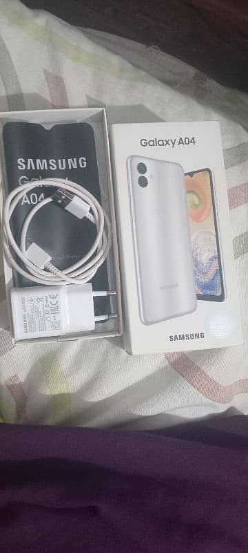 sumsung a04 box 4gb,64gb 4