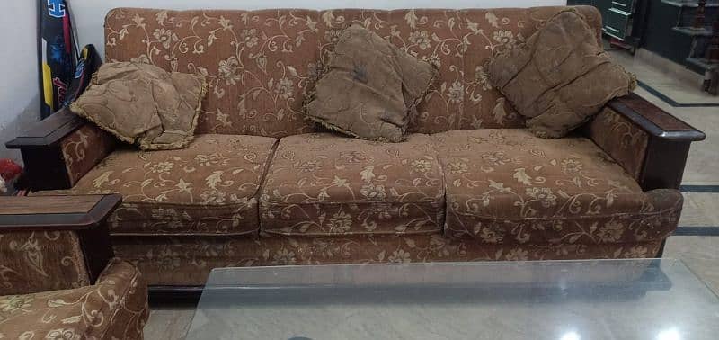 7 seater sofa set in good condition for sale 1