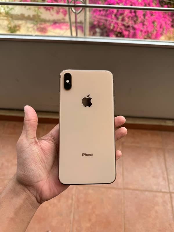 iPhone Xs Max 64gb HK Dual Physical PTA Approved With Box 0