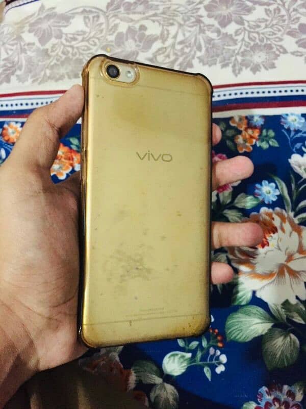 VIVO Y 67 1