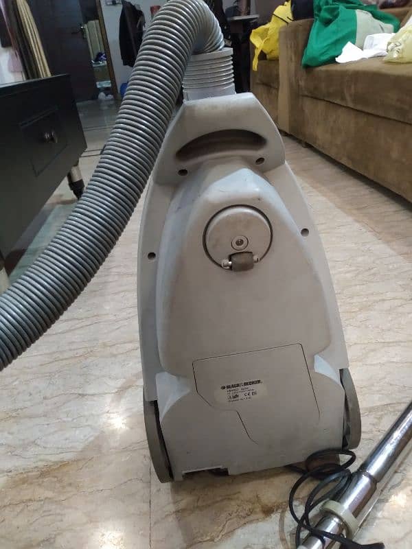 black and decker vacuum cleaner made by England 4