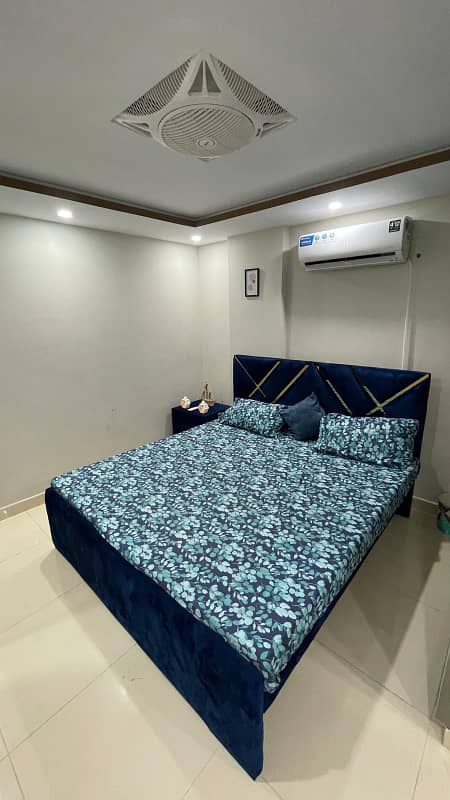 ONE BEDROOM FURNISHED APARTMENT FOR RENT IN IQBAL BLOCK BAHRIA TOWN LAHORE 0