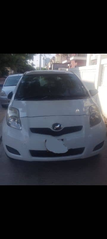 Toyota Vitz 2008 / 12 1