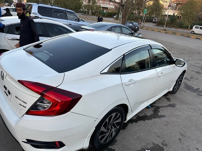 Honda Civic Oriel 2018 1