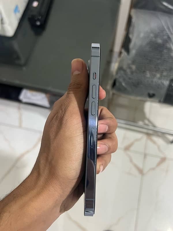 Iphone 13 pro factory unlocked 8