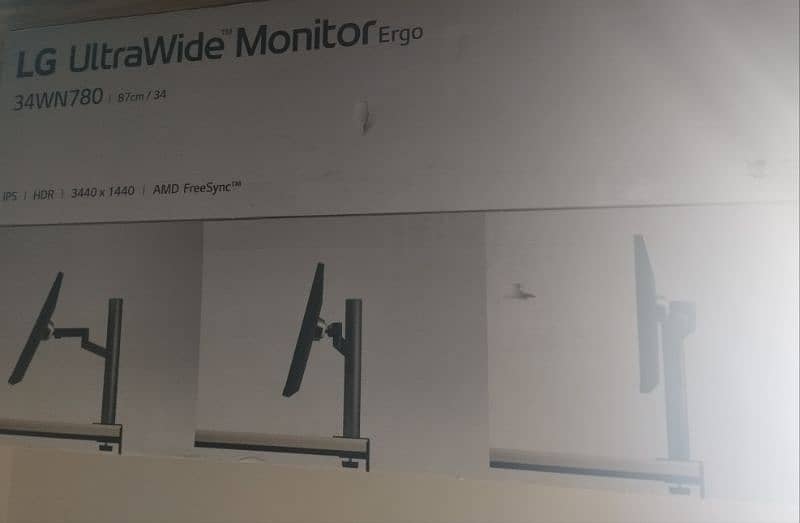 34" UltraWide Ergo QHD IPS HDR Monitor with FreeSync 11