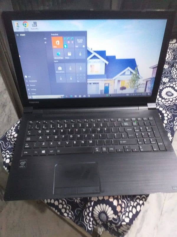 Toshiba i3 5th gen urgent sale 3