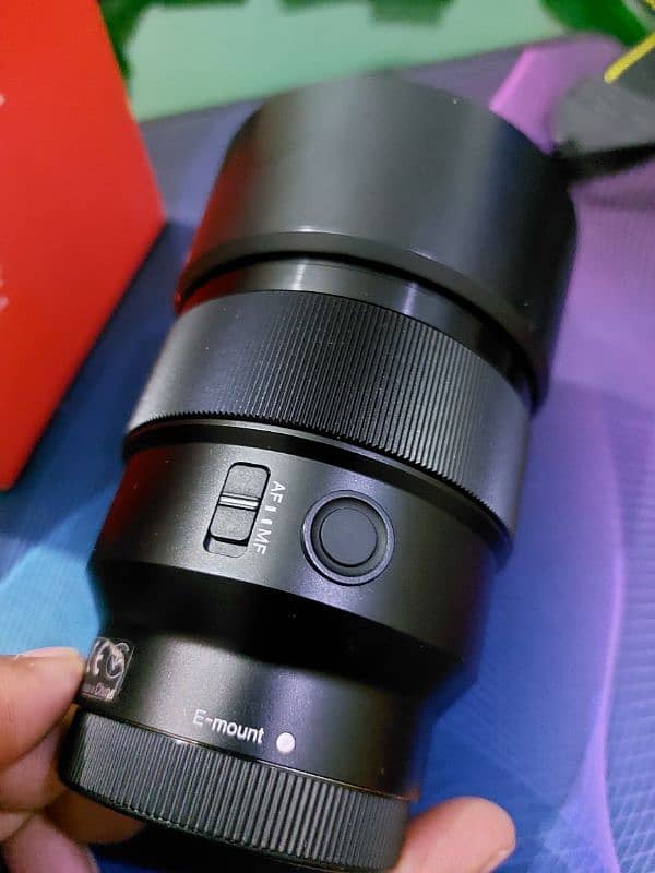 Sony 85 mm f 1.8 Lense like new 1