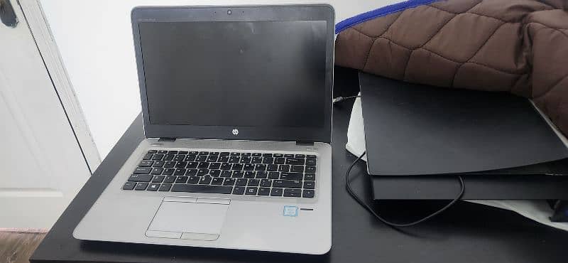 HP Elitebook Ci5 6th Gen 16GB RAM, 750GB Harddrive in negotiable price 1