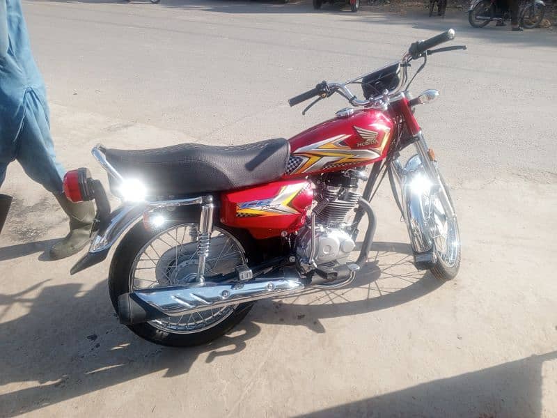 Brand new condition bike for sale 7