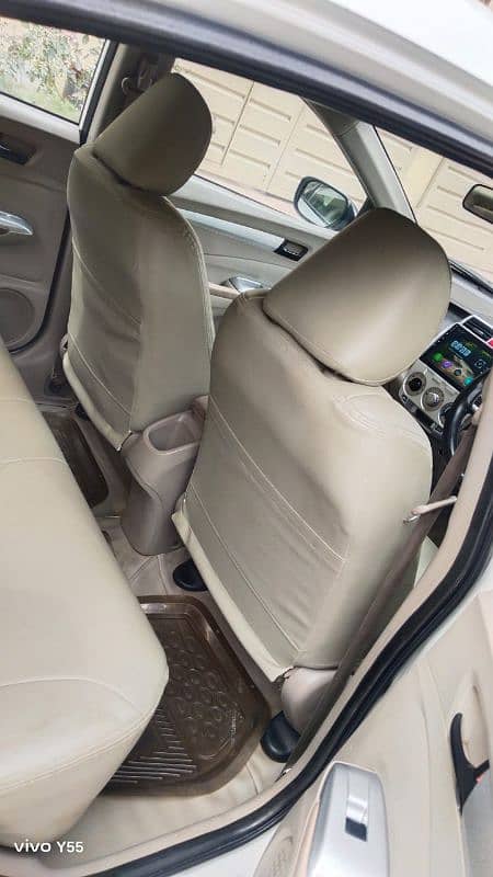 Honda City IVTEC 2017 Genuine non accident like new car for sell! 7