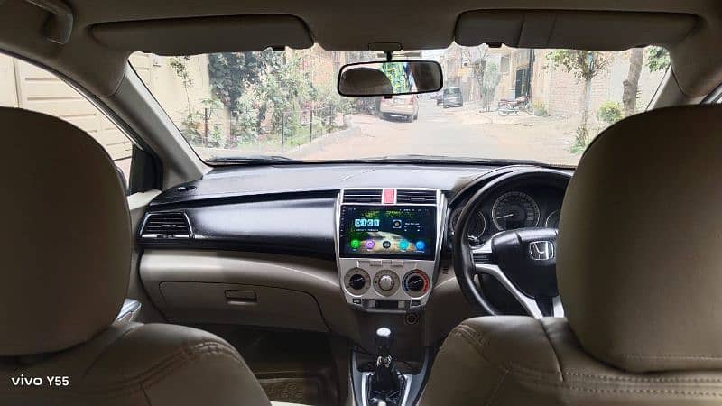 Honda City IVTEC 2017 Genuine non accident like new car for sell! 9