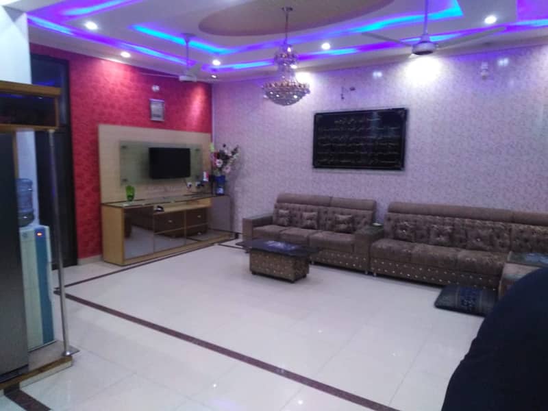 10 Marla Centre portion for rent 2