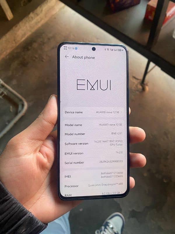 HUAWEI Nowa 12 SE 0